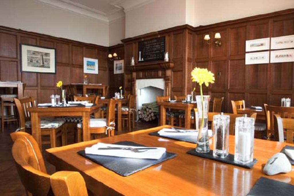 Whitsand Bay Hotel Crafthole Exterior photo