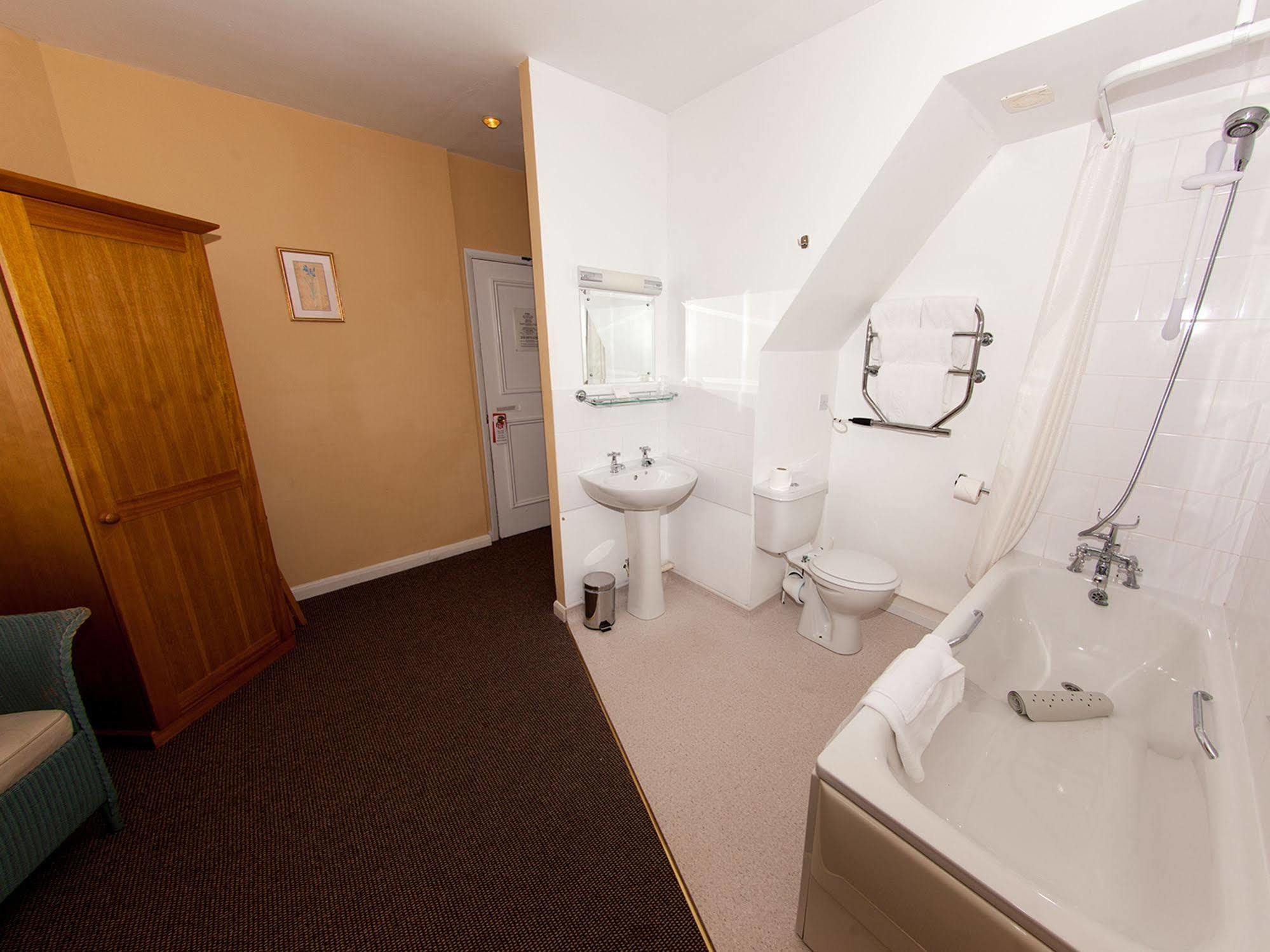 Whitsand Bay Hotel Crafthole Exterior photo