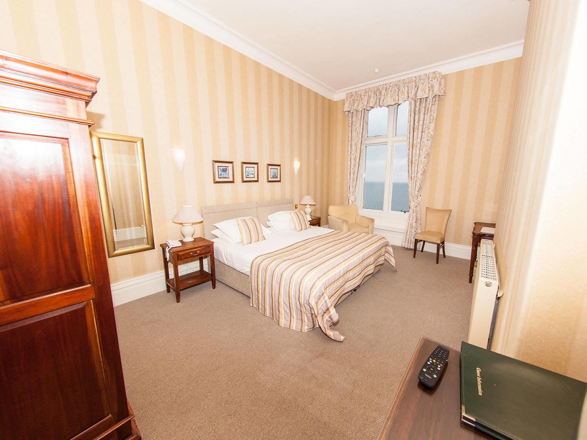 Whitsand Bay Hotel Crafthole Exterior photo